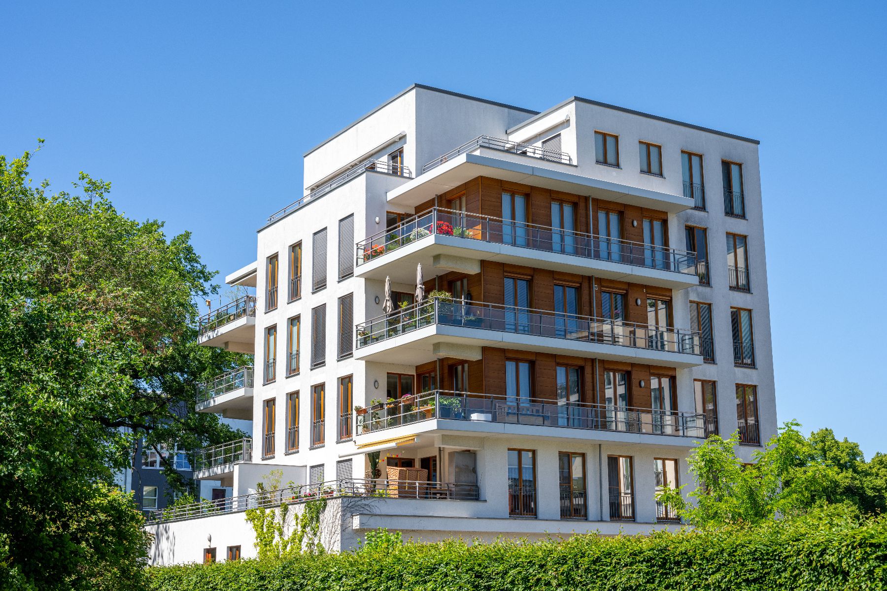 Residential community financed through association lending